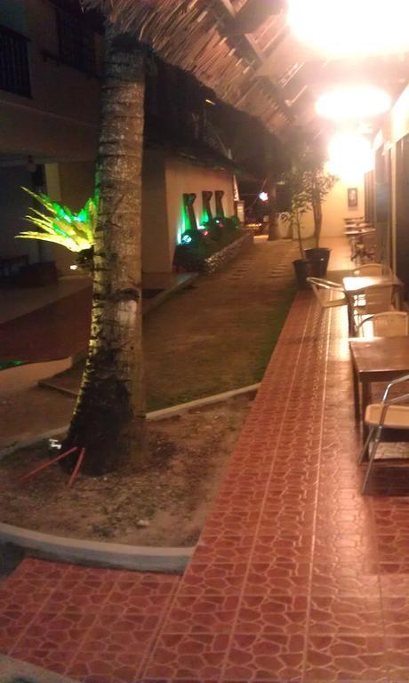 Eclipse Resort Manoc-Manoc Exterior foto
